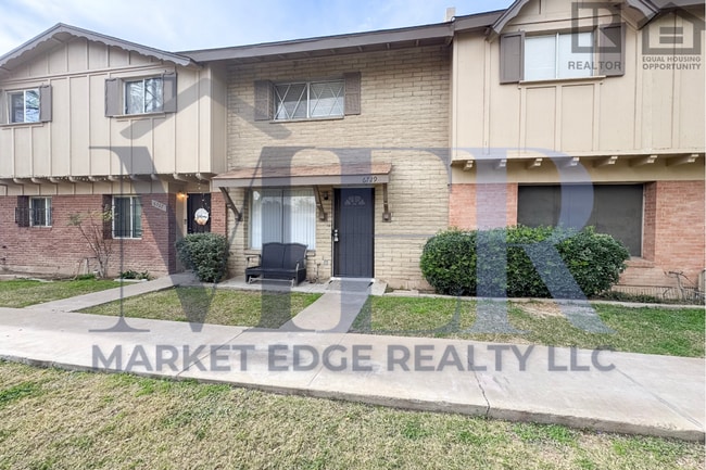 Building Photo - 2Bed/1.5Bath Townhome at Glendale/43rd Ave! Ready for Immediate Move-In!