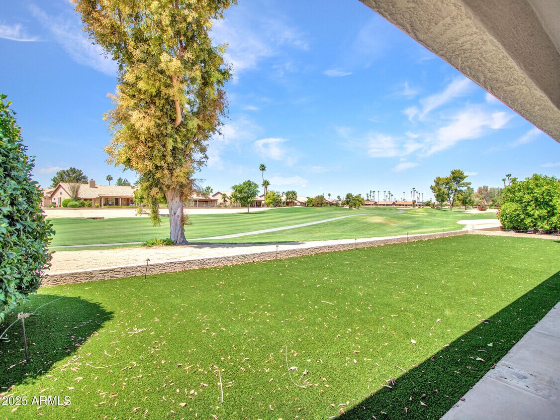 Primary Photo - 9343 W Escuda Dr