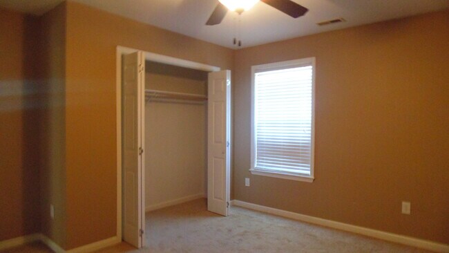 Building Photo - 1921 Co Rd 561