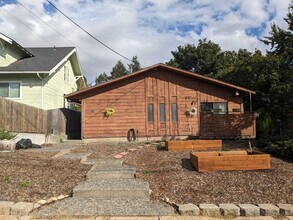 Building Photo - 1008 S Harrison St