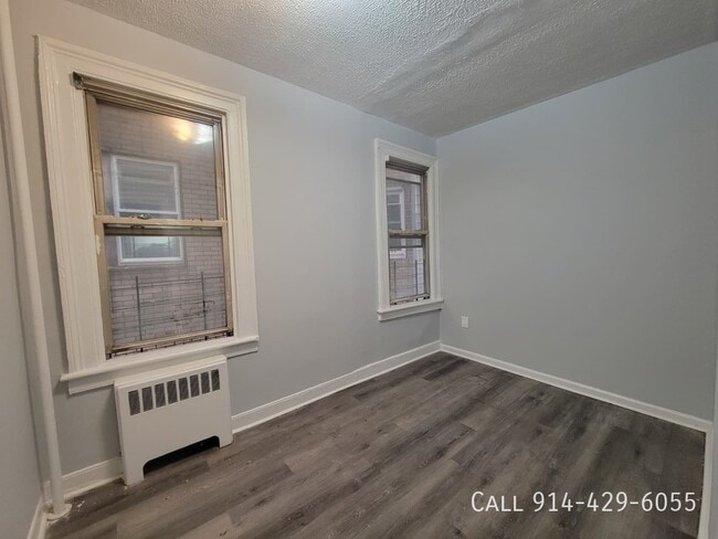 Foto del edificio - 160 Waverly St