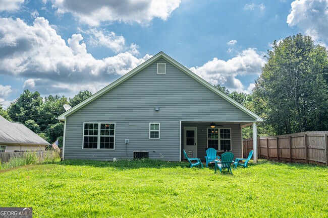 Foto del edificio - 18 Larkspur Ln SE