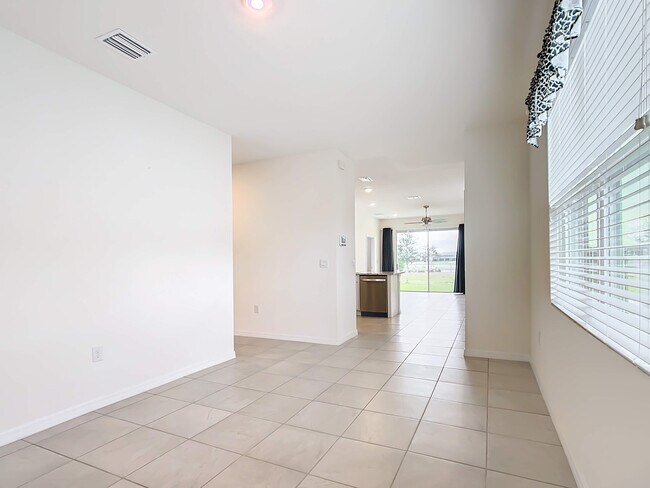 Building Photo - 5059 Stokes Way