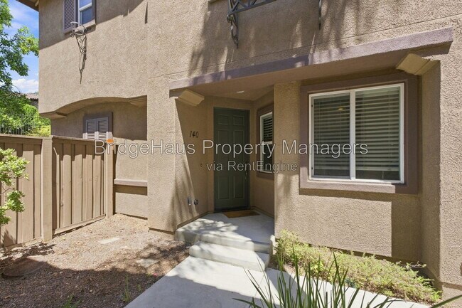 Foto del edificio - 425 S Meadowbrook Dr