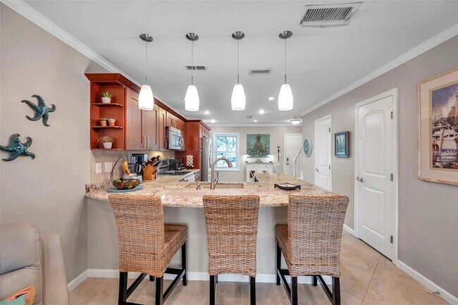Building Photo - 5258 Beach Dr SE