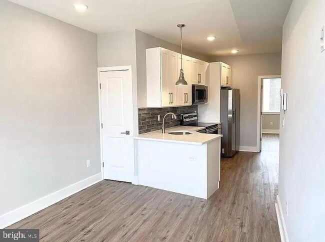 Photo - 2425 Frankford Ave Townhome