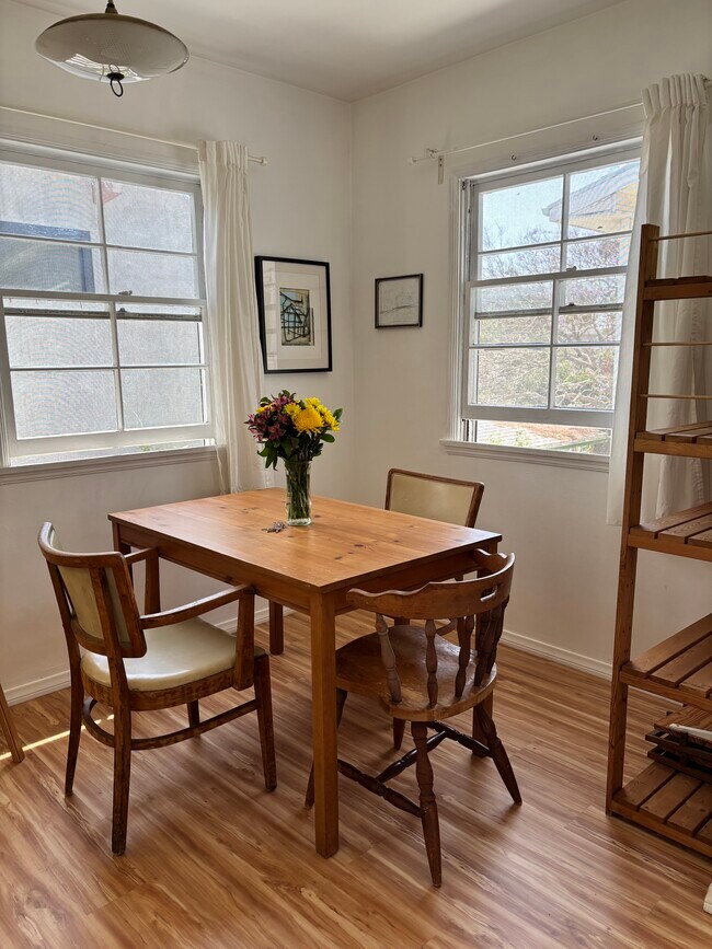 Comedor - muebles no incluidos. - 936 Palms Blvd