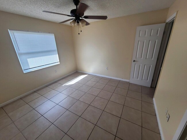 Foto del edificio - 117 Rebecca Ln