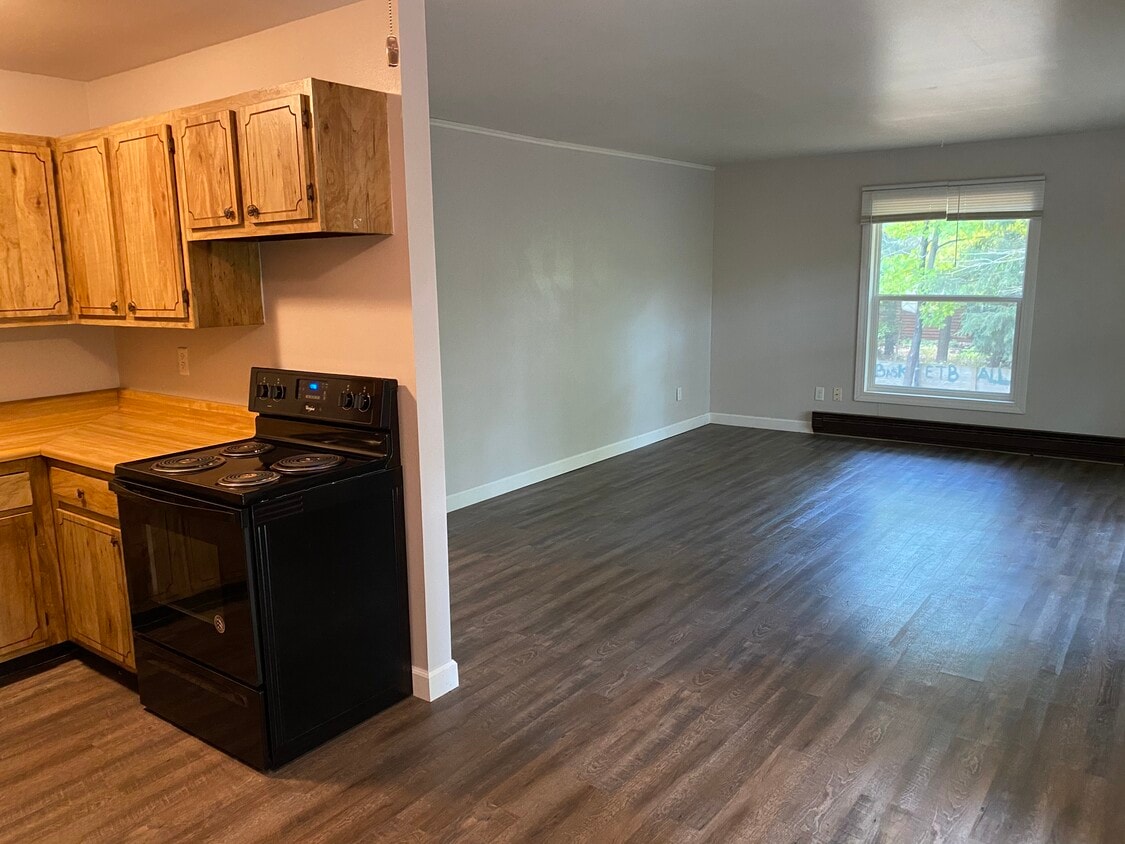 2711 Jelinek Ave, Schofield, WI 54476 Condo for Rent in Schofield, WI