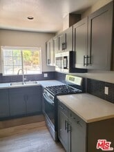 900 Elder Ct