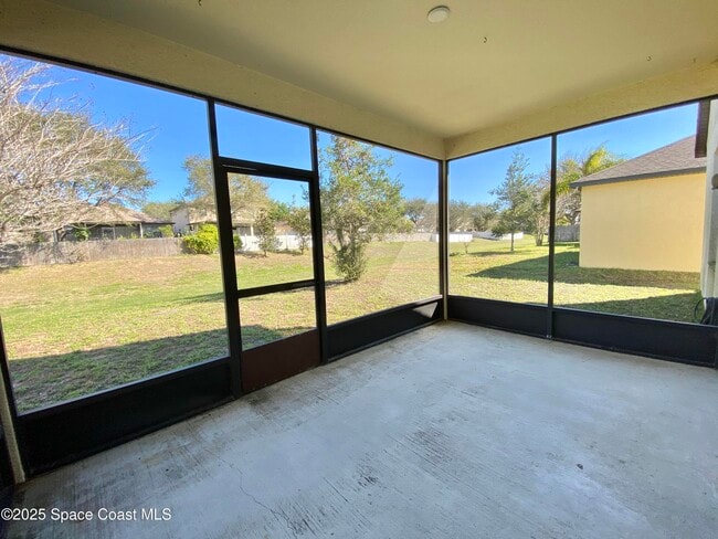 Building Photo - 622 Marian Ct