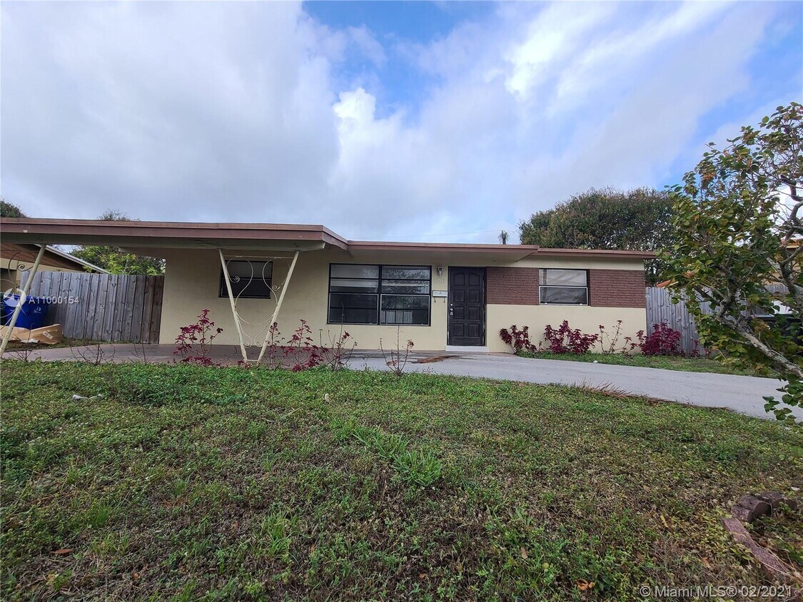 Primary Photo - 1761 NW 26th Terrace