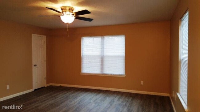 Building Photo - 5500 IN-38