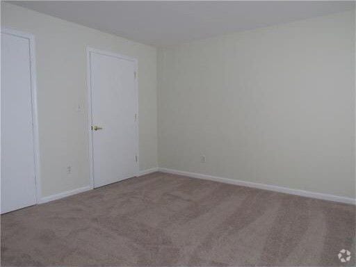 Building Photo - 703 Stony Brook Way