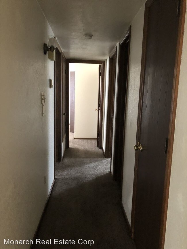 Building Photo - 2243 Uranus Ave
