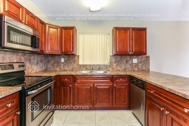 Foto del edificio - 5790 SW 156th Ct