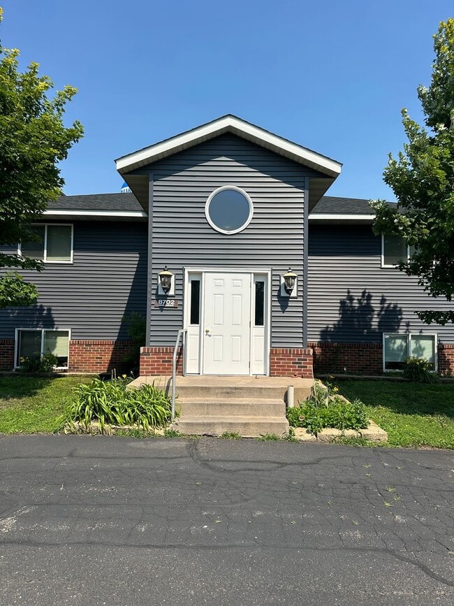 Building Photo - 8702 Brooks St