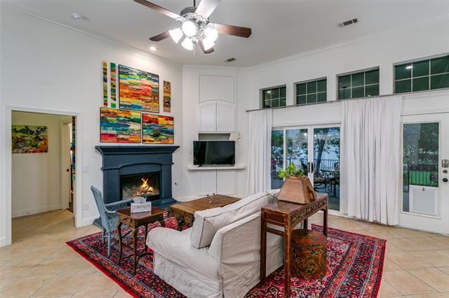 Foto del edificio - 8621 Beetle Nut Ln