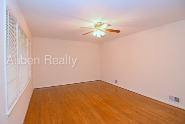 Building Photo - Large North Augusta Home w/ Finished Basement