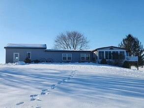 Building Photo - 615 Twin Bridge Rd