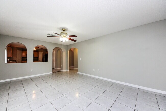 Building Photo - 2987 Elbib Dr