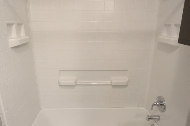 Building Photo - Oxford Oaks Apartments