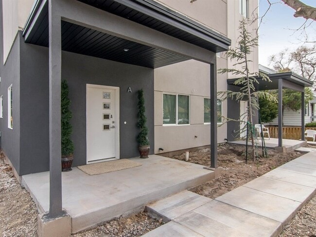 Building Photo - 1405 S 300 E