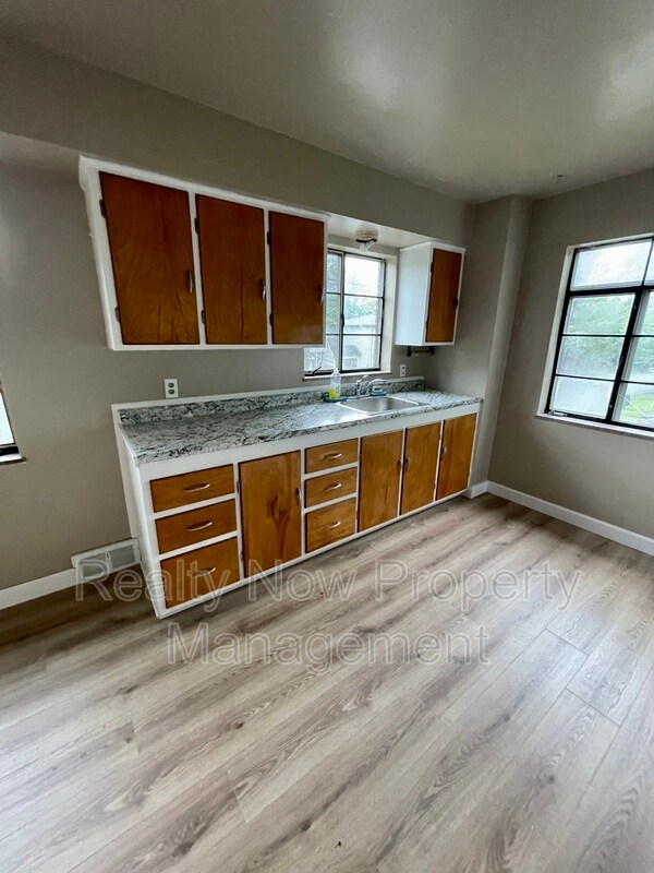 Foto del edificio - 1166 E 176th St