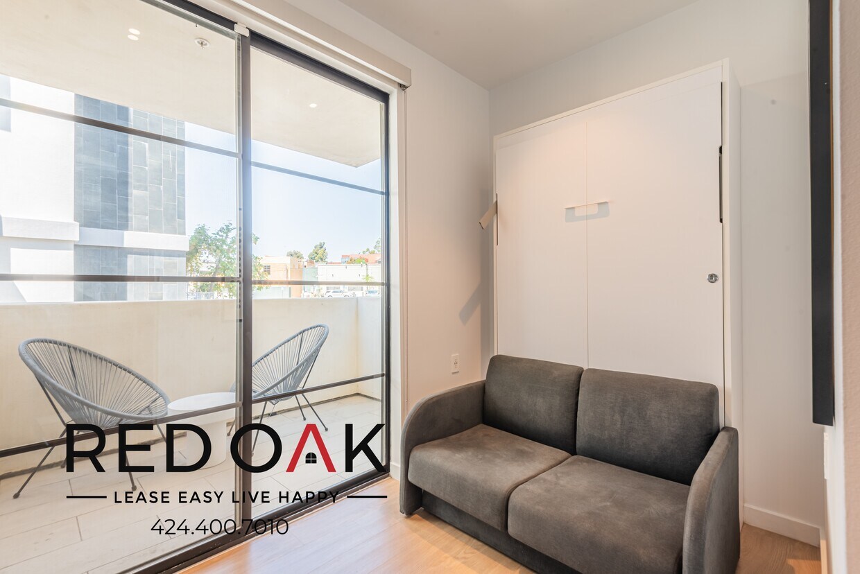 Foto principal - 11649 Mayfield Ave