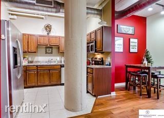 Building Photo - 1 br, 1 bath Condo - 902 Dodge St Apt 503