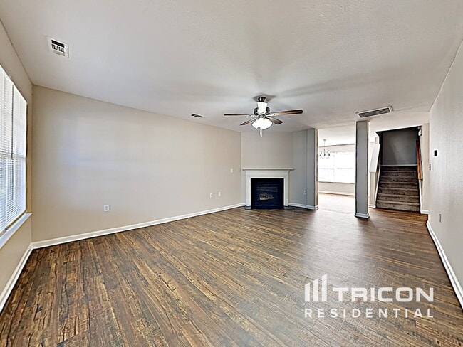 Foto del edificio - 3722 Wondering Oak Ln