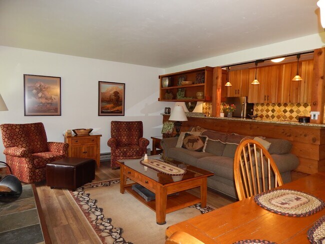 Building Photo - 3665 Teton Dr