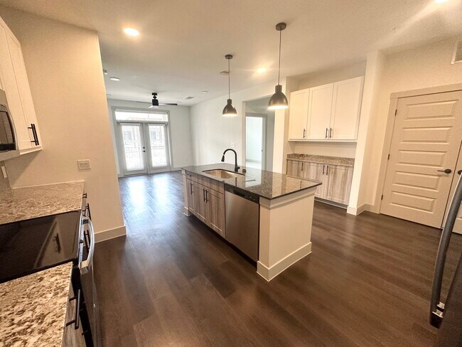 Foto del edificio - 4177 Gazebo St