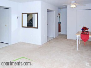 Peachtree Apartments photo'