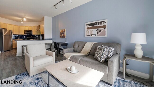 Building Photo - 810 W St Johns Ave