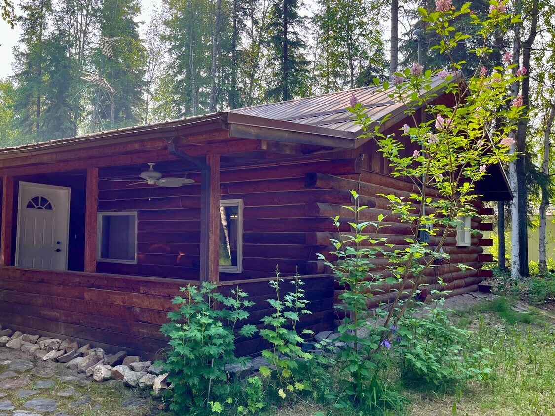 1354 Becky St, North Pole, AK 99705 House Rental in North Pole, AK