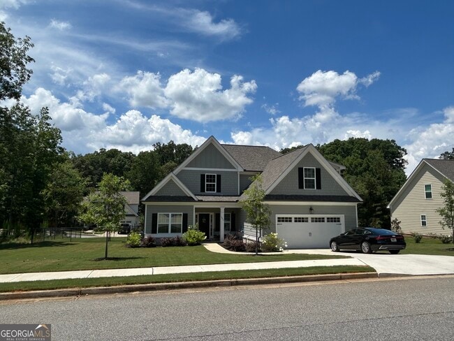 Building Photo - 205 Solihull Ln