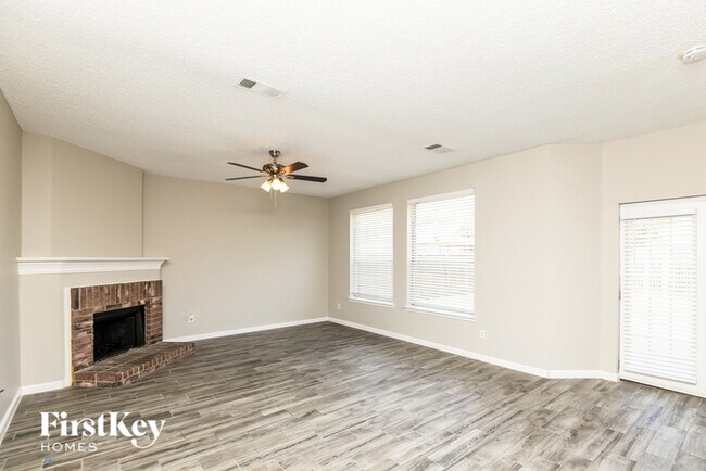 Building Photo - 6706 Smallwood Dr