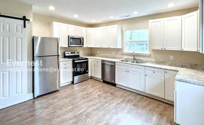 Building Photo - 8430 Springfield Rd