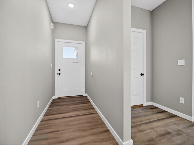 Foto del edificio - 43 Whitley Ln