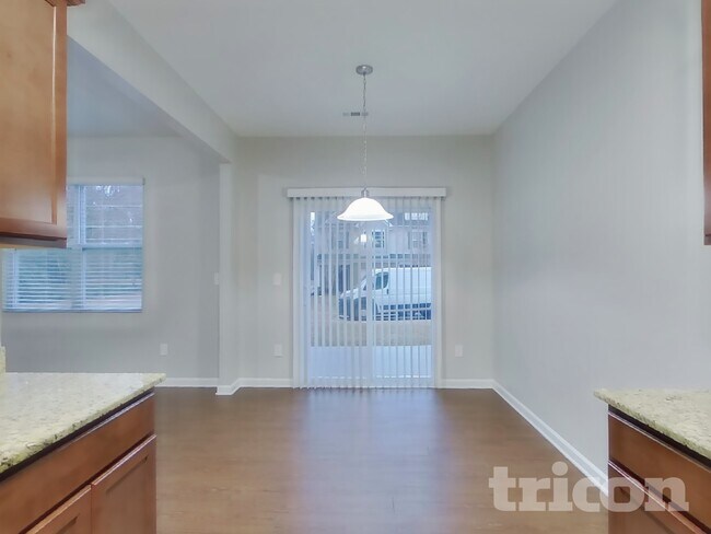 Foto del edificio - 2034 Aragon Lane