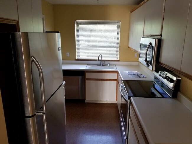 Foto del edificio - 2576 Oak Rd