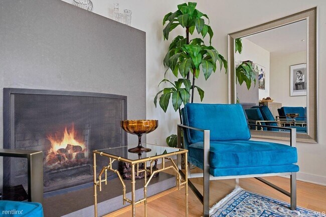 Building Photo - 1 br, 1 bath Condo - 470 Collingwood St Apt 2