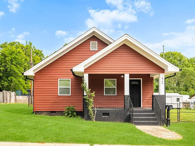 Foto principal - 73 E 8th St