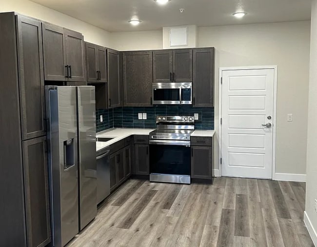 Building Photo - 1208 Quitman St