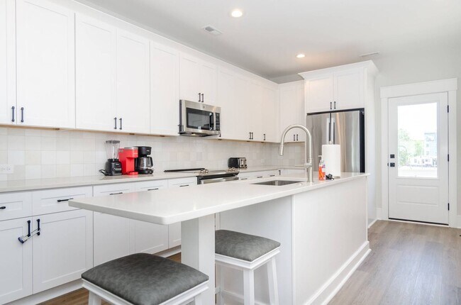 Foto del edificio - (C317) 902 S Second Street, Unit 2, Caroli...