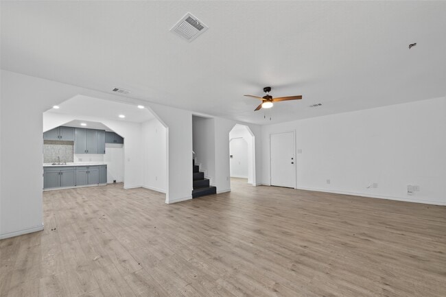 Building Photo - 5199 E Farm to Market 1988