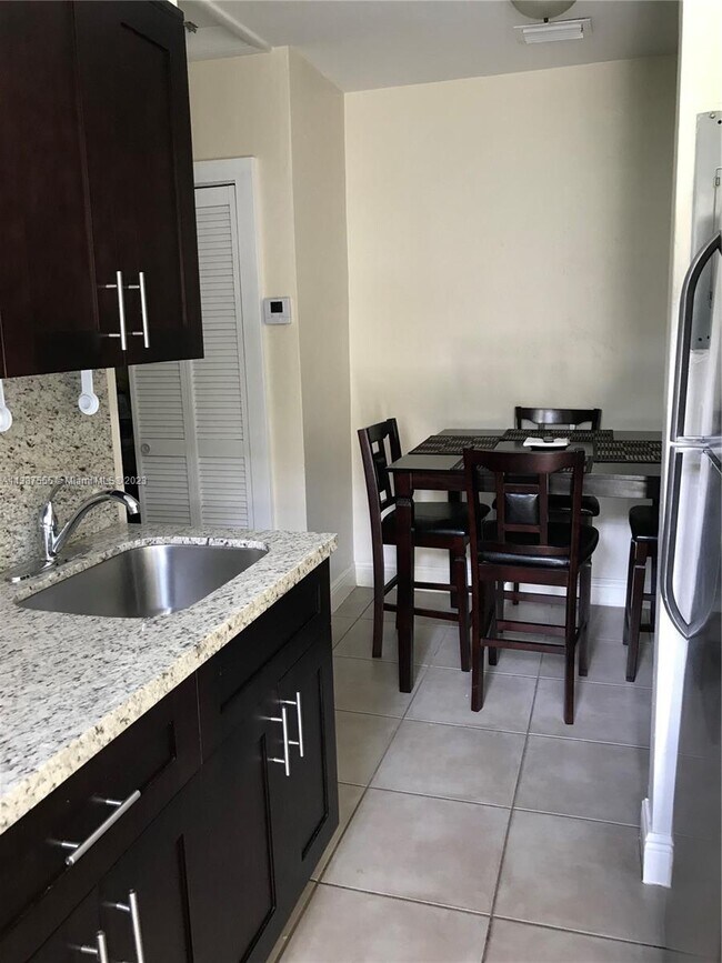 Foto del edificio - 1312 SW 42nd Ave