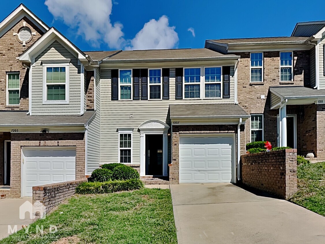 Primary Photo - 7207 Gallery Pointe Ln