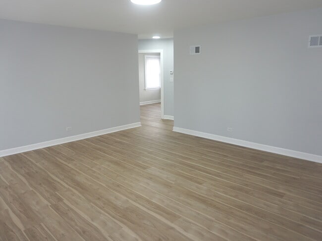 Building Photo - 416 N Redfield Ct